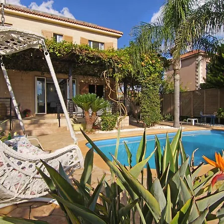 Polina Villa Agia Napa